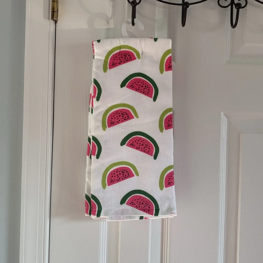 NWT En Vogue Watermelon Print Kitchen Towels Set of 2, 100% Cotton